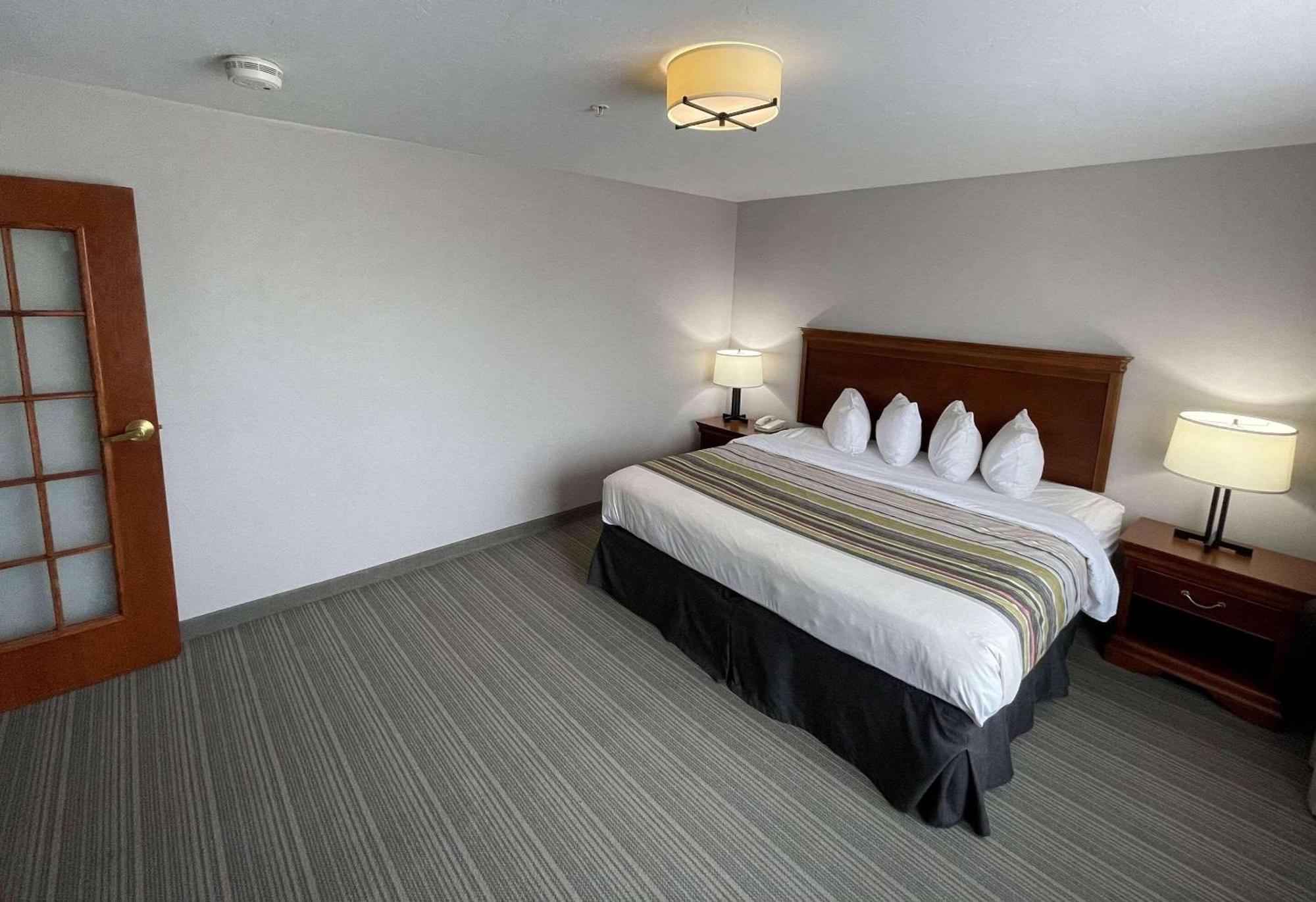 Country Inn & Suites By Radisson, Appleton North, Wi Little Chute Екстериор снимка