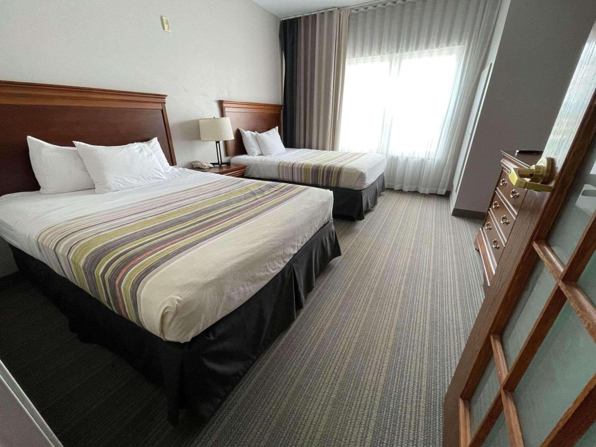 Country Inn & Suites By Radisson, Appleton North, Wi Little Chute Екстериор снимка