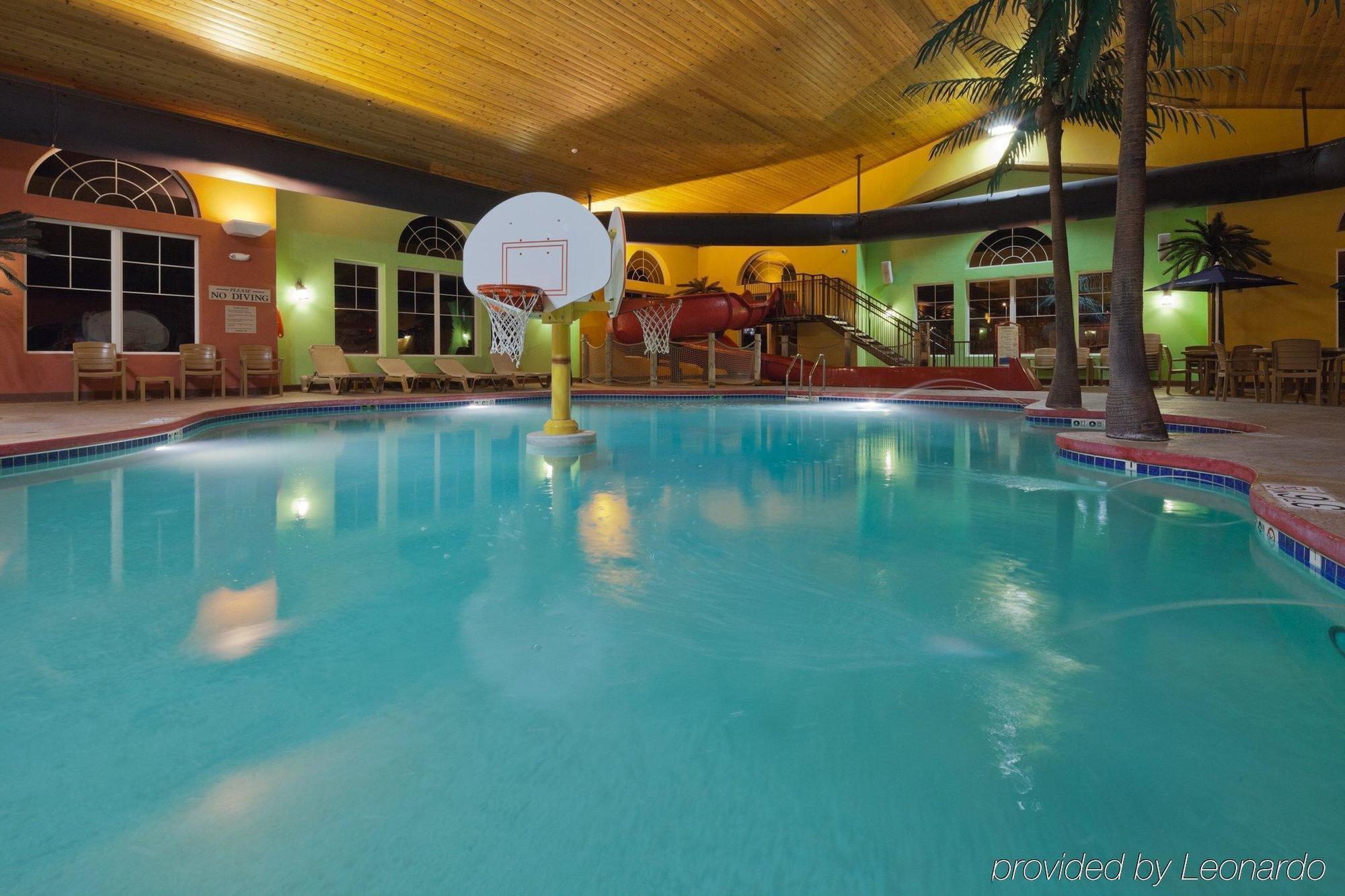 Country Inn & Suites By Radisson, Appleton North, Wi Little Chute Екстериор снимка