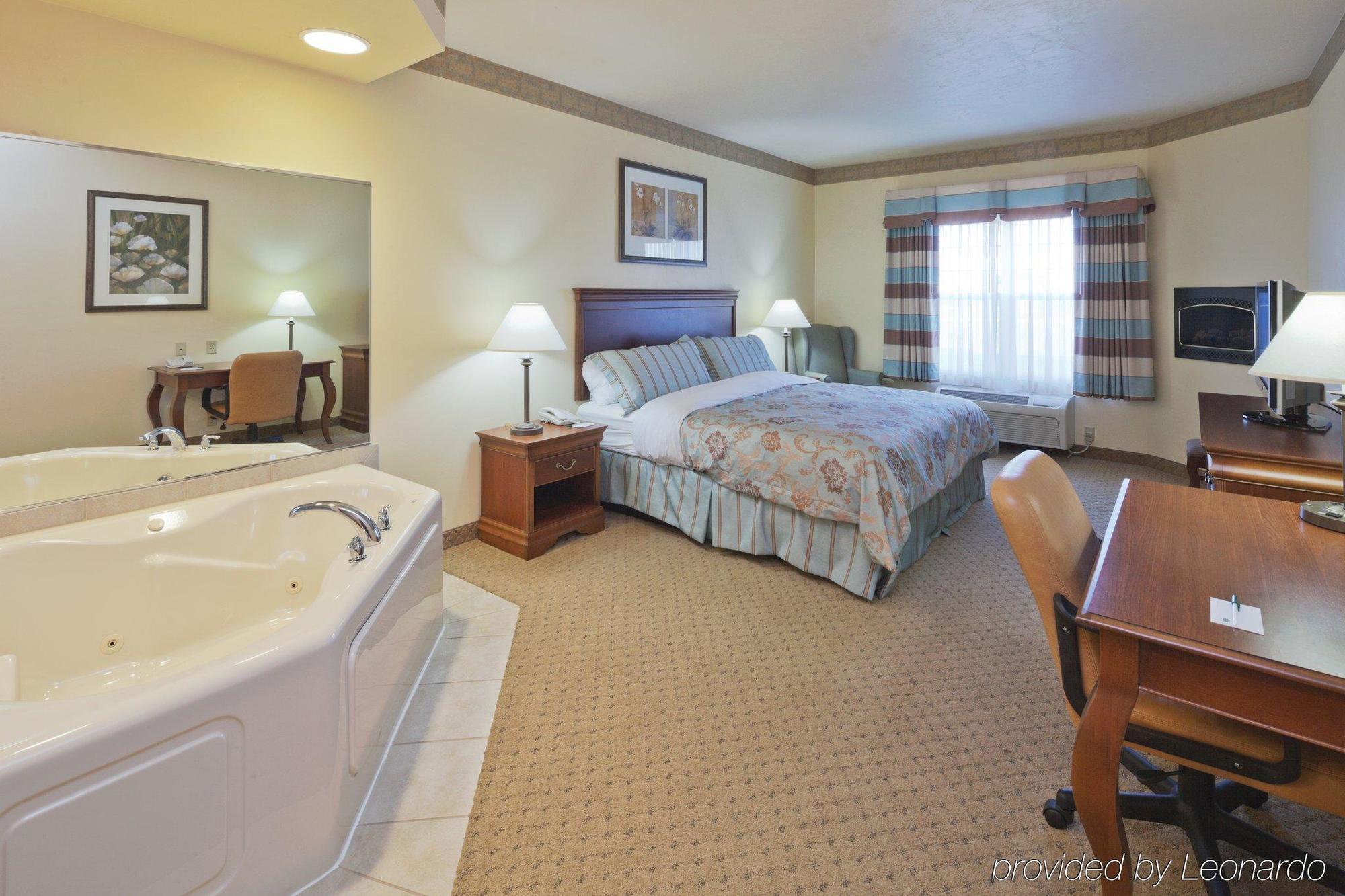 Country Inn & Suites By Radisson, Appleton North, Wi Little Chute Екстериор снимка
