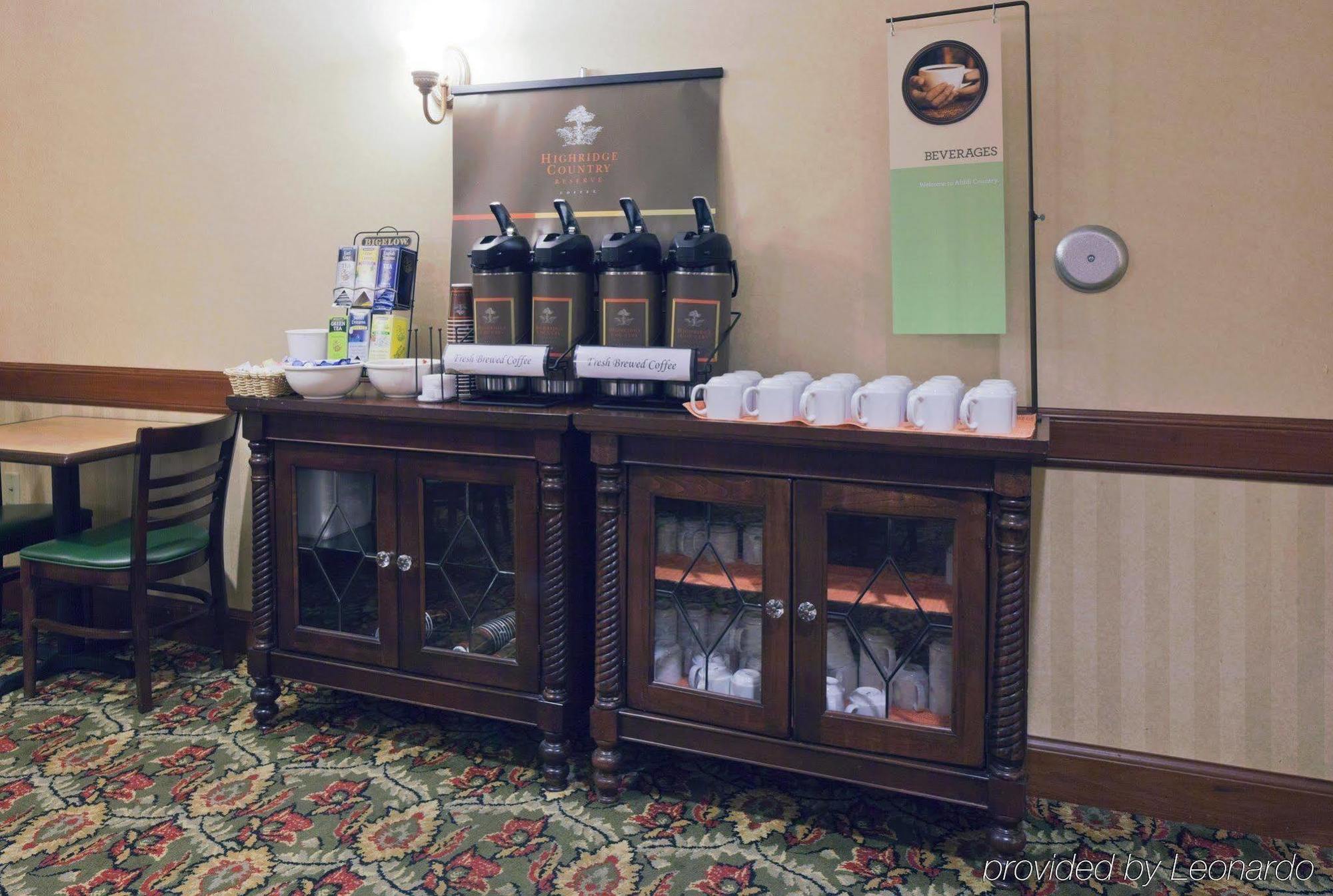 Country Inn & Suites By Radisson, Appleton North, Wi Little Chute Екстериор снимка